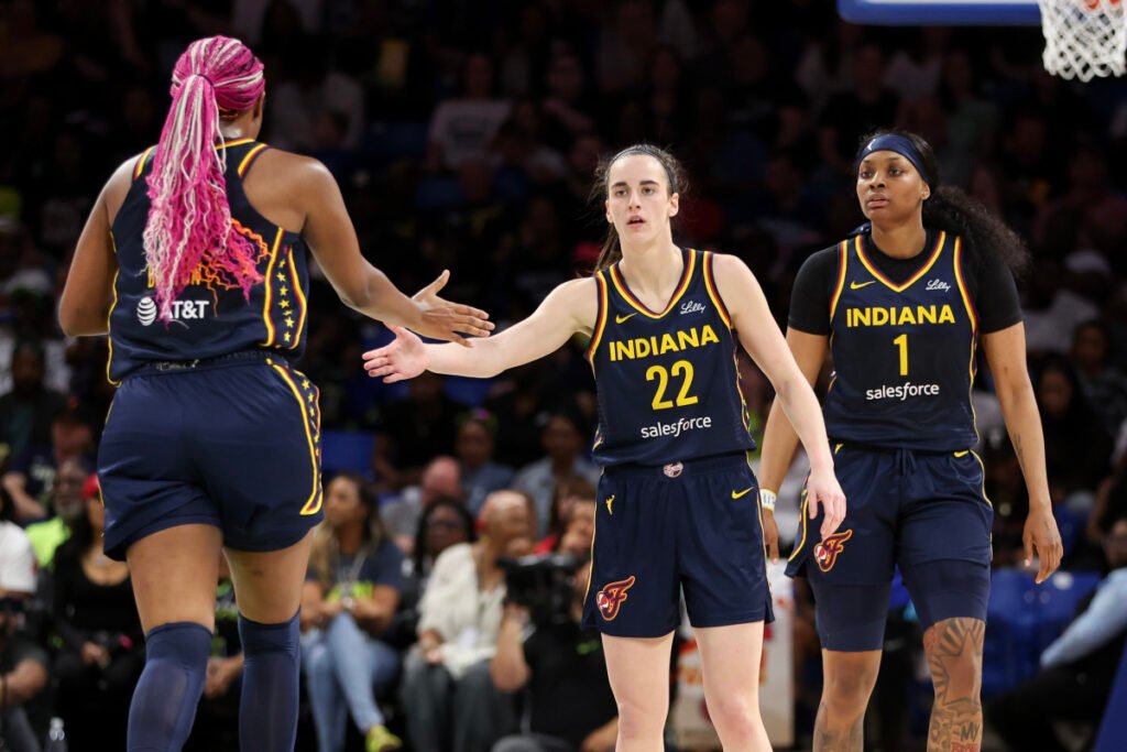 indiana-fever-v-dallas-wings